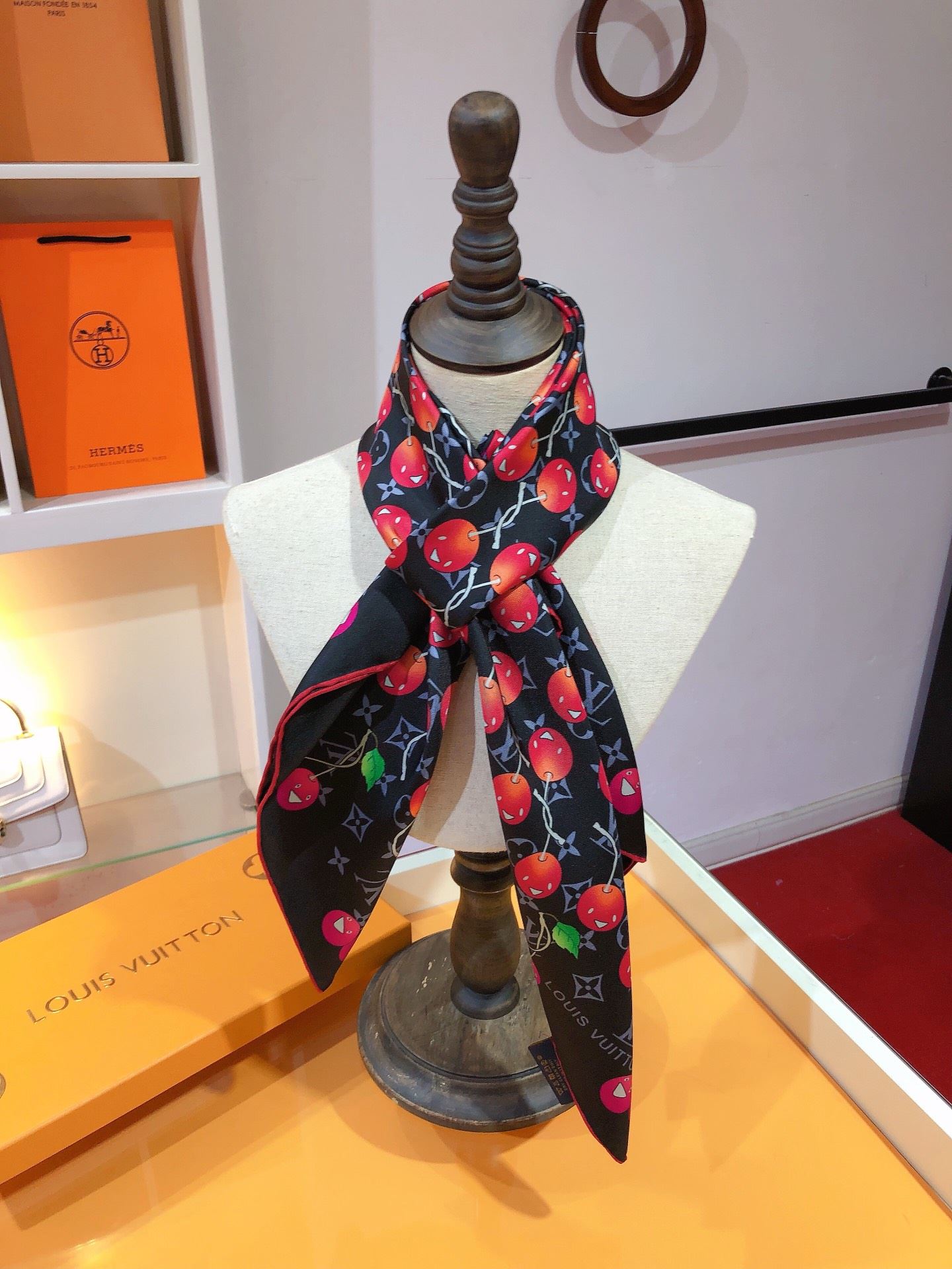 Louis Vuitton Scarf